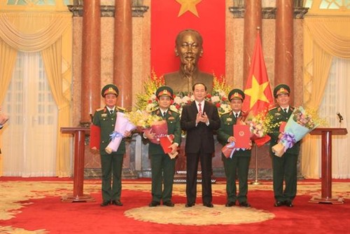Staatspräsident Tran Dai Quang ernennt vier Generalleutnants - ảnh 1